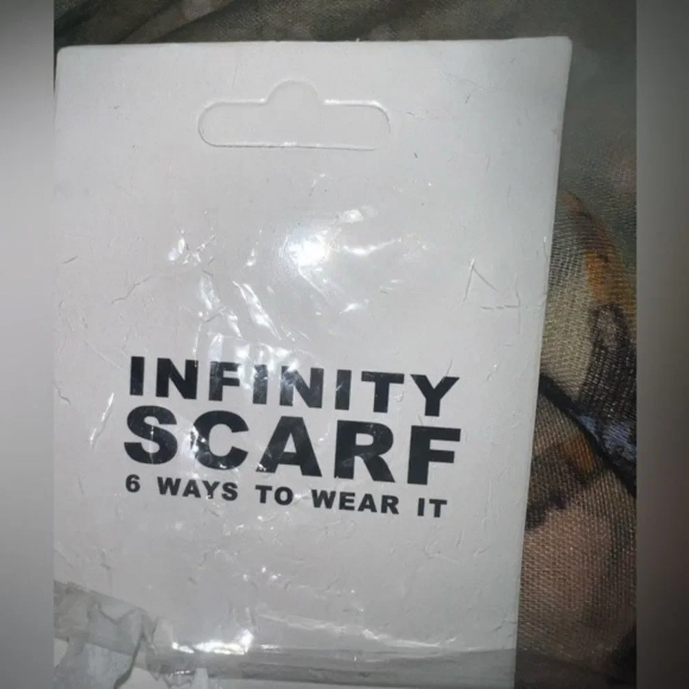 NIP Infinity Scarf